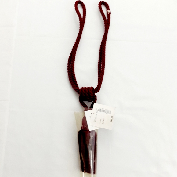 JC Penney Home Collection Curtain Tieback Tassel - Picture 3 of 10